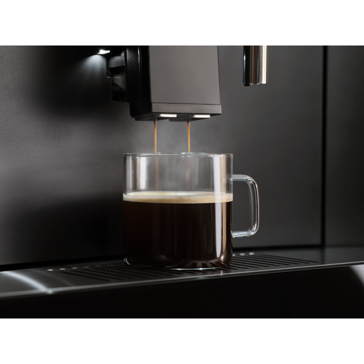 AEG - Integrert kaffemaskin - TC8NK7B