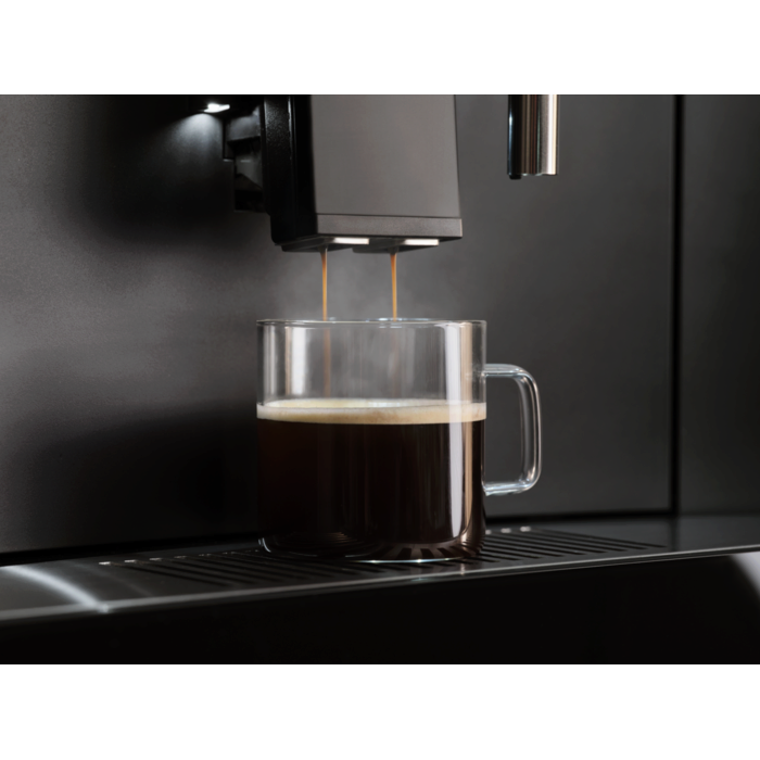 AEG - Integrert kaffemaskin - TC8NK7B