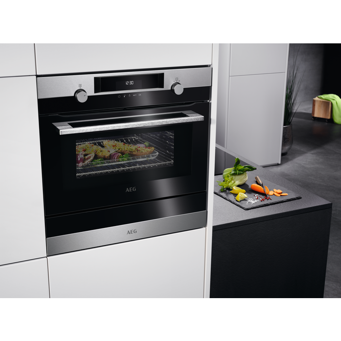 AEG - Integrert mikrobølgeovn - BHB6000QM
