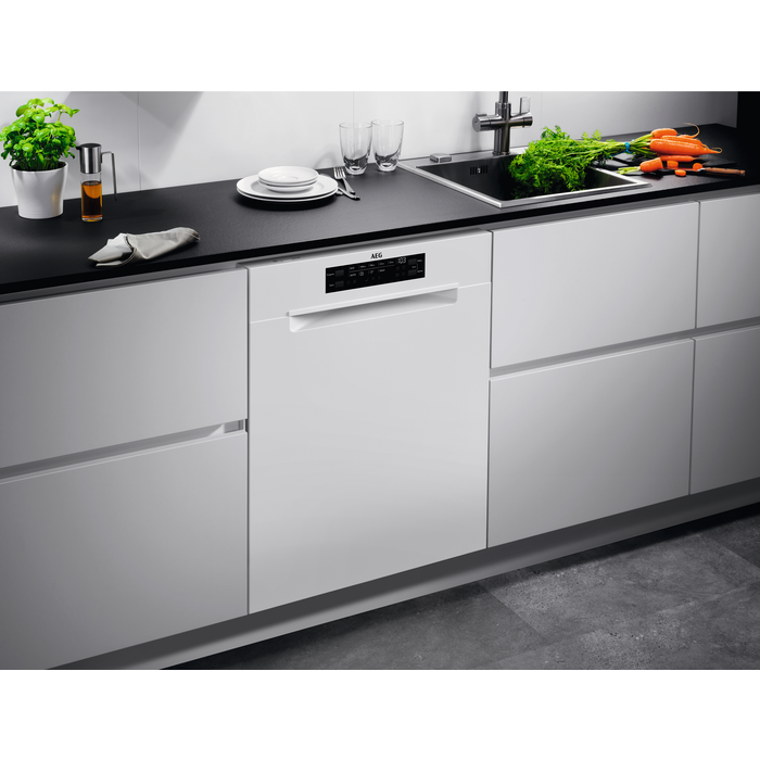 AEG - Oppvaskmaskin 60 cm - FBB63927ZW