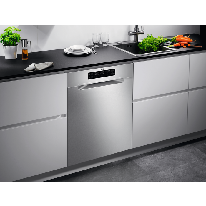 AEG - Oppvaskmaskin 60 cm - FBB63927ZM